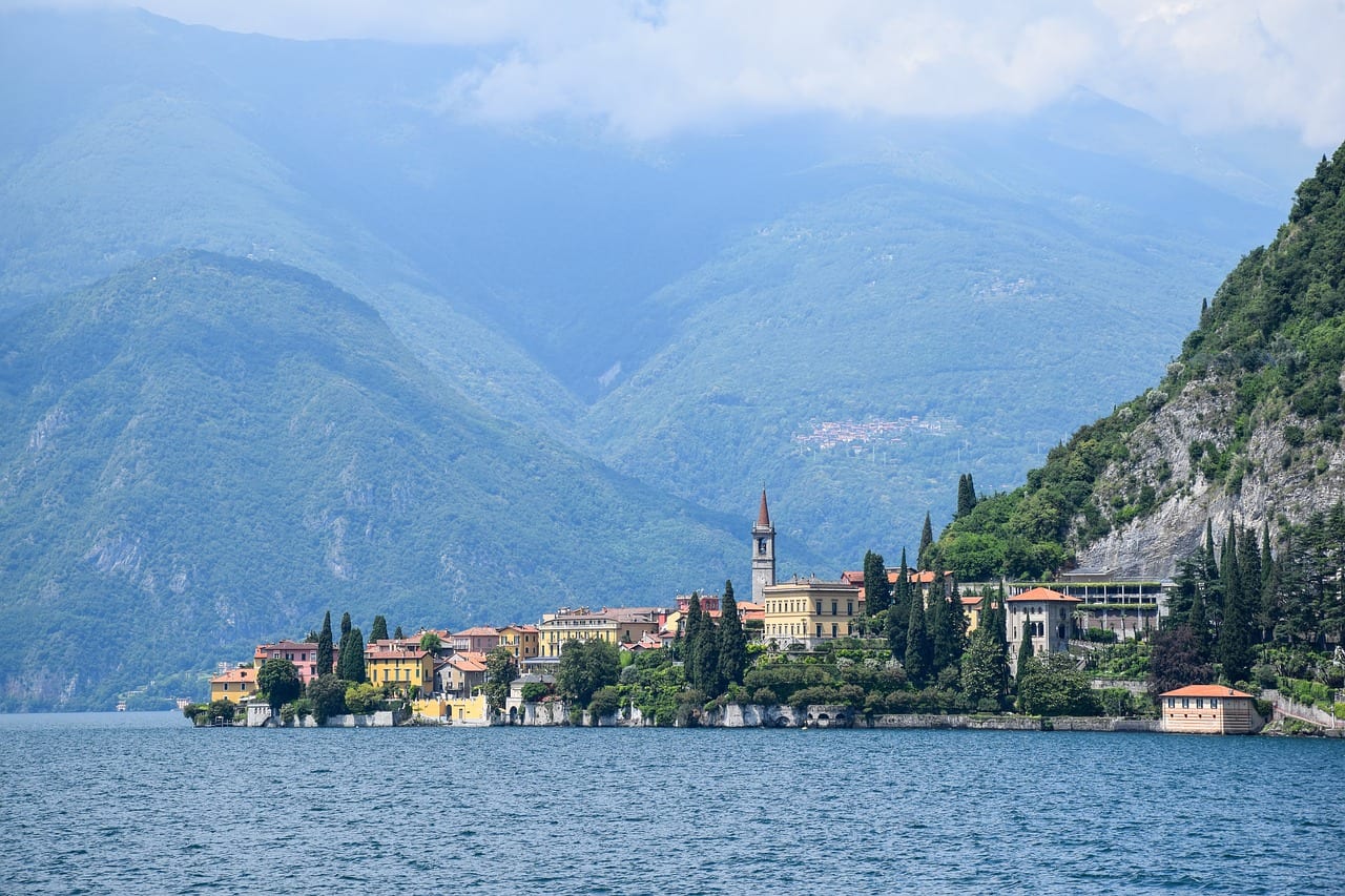 italian lakes self drive tours