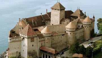 Classic Travelling Swiss Alps Tour - Chillon