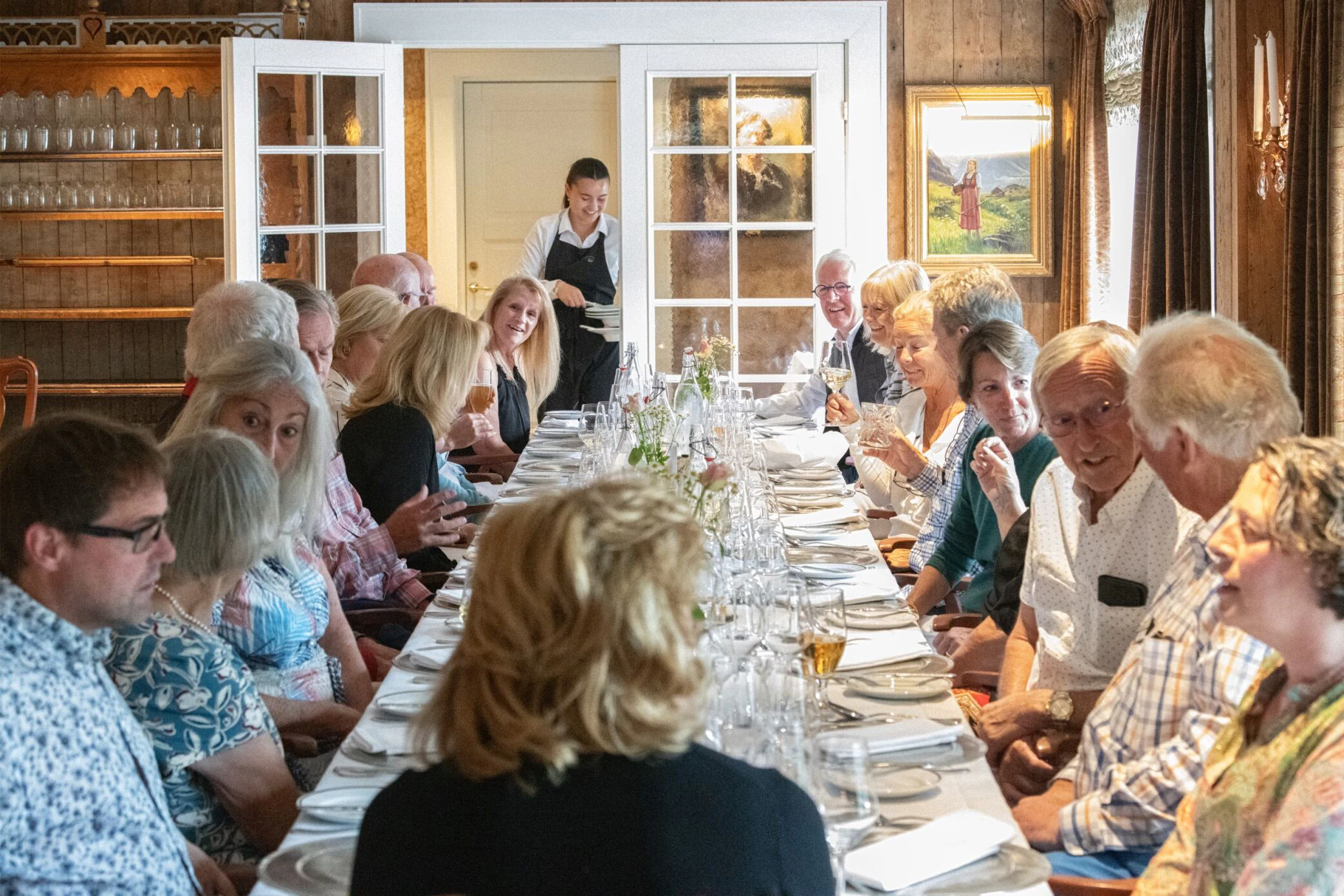 Dining & Wine