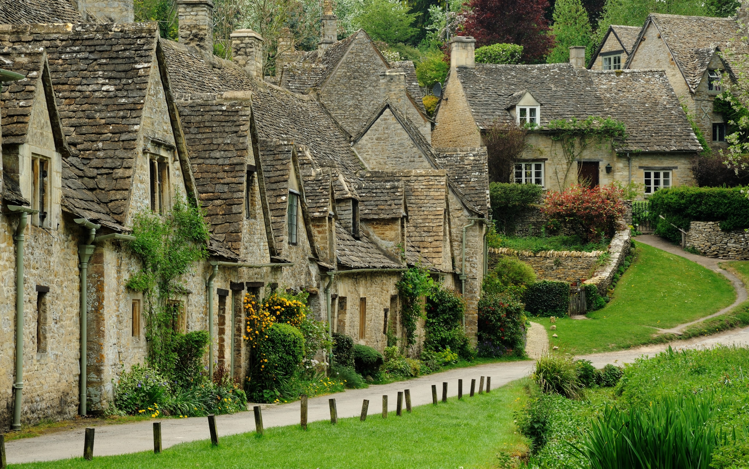 Arlington_Row_Bibury.jpg