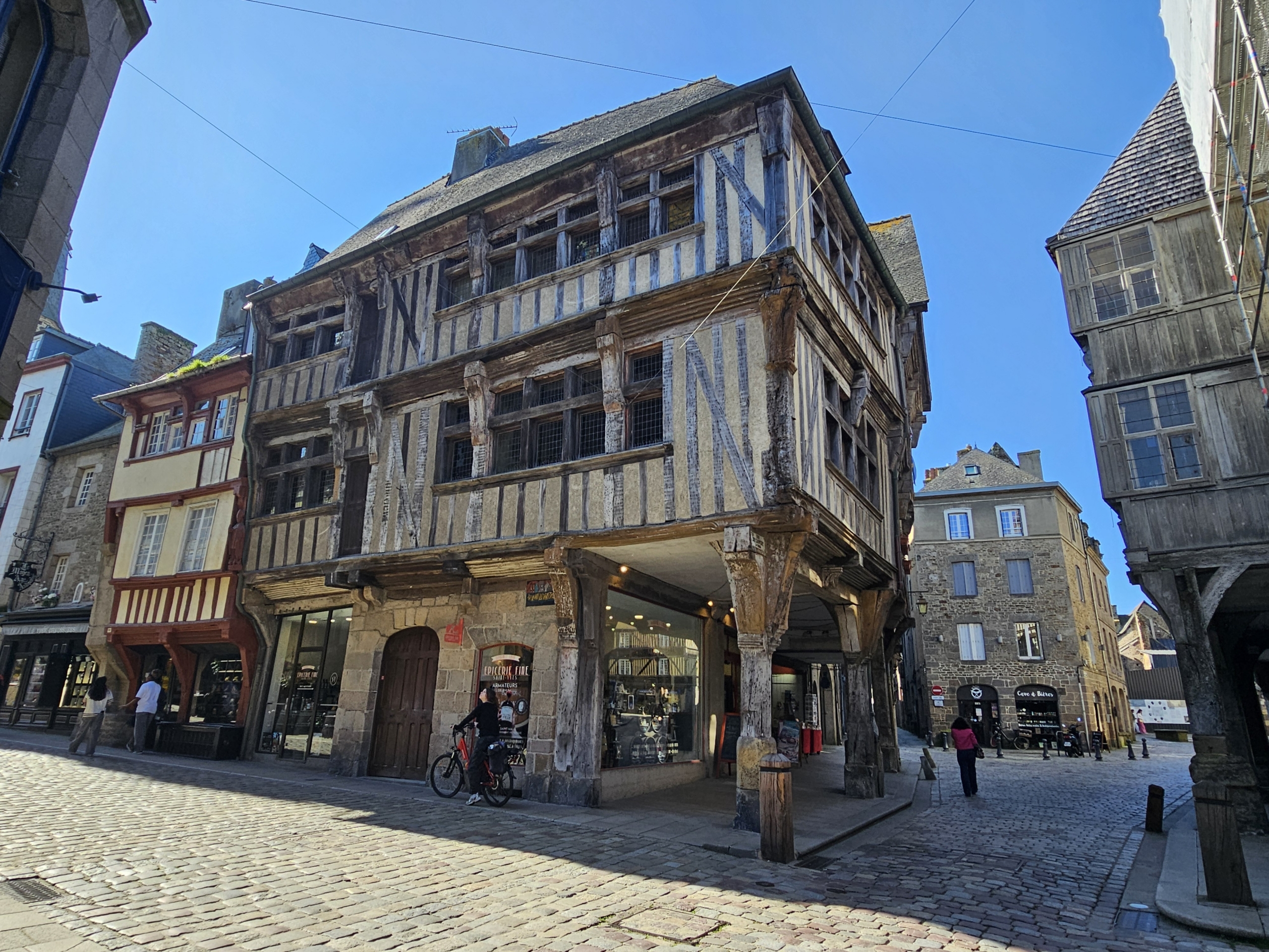 Historic Tows & Harbours