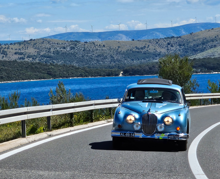 Spectacular Driving Roads